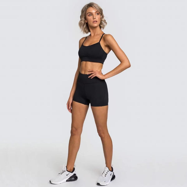 Seamless Ribbed Spaghetti Sport Bra With Shorts
