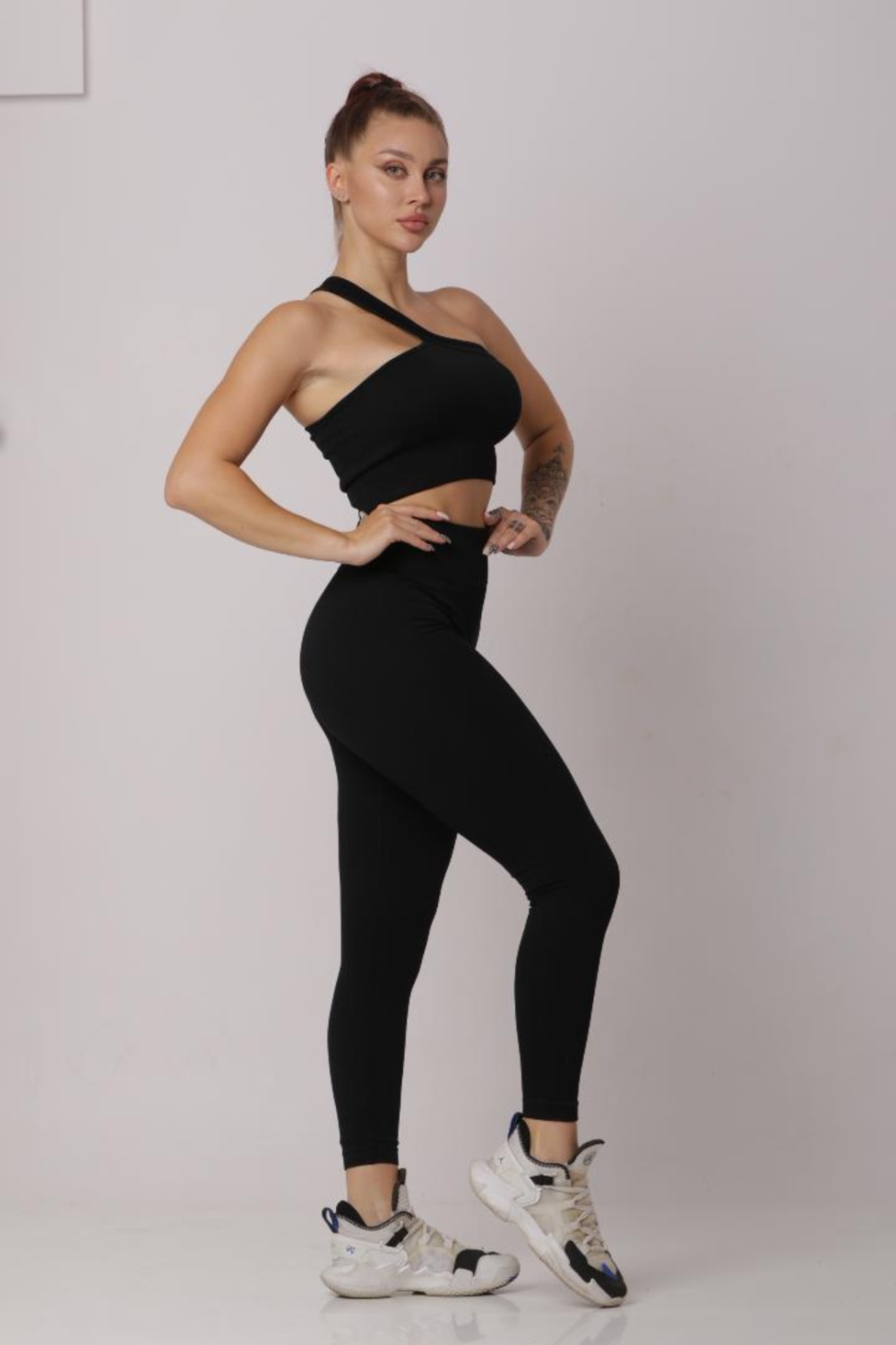 Women Casual Outfits High Waist Leggings With One Shoulder Sport Bra Black