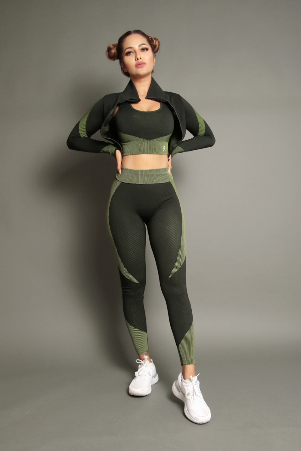 Samless Women 3pcs Yoga Sets Fitness Sport Suit Long Sleeve Zipper with Sport Bra & Leggings Pants Green & Black