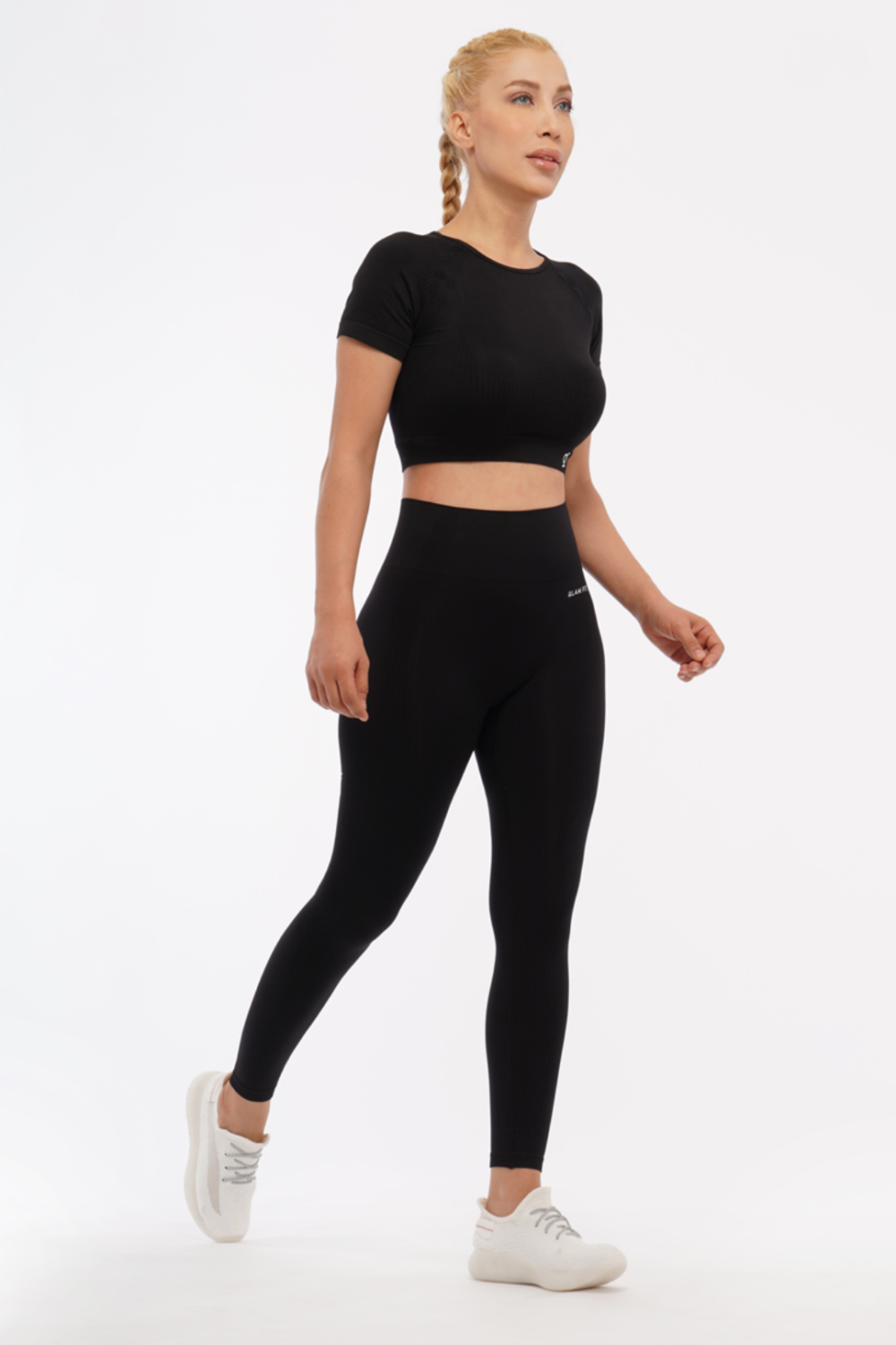 Women Seamless Workout Outfits Sport Crop Top And long Leggeing Black