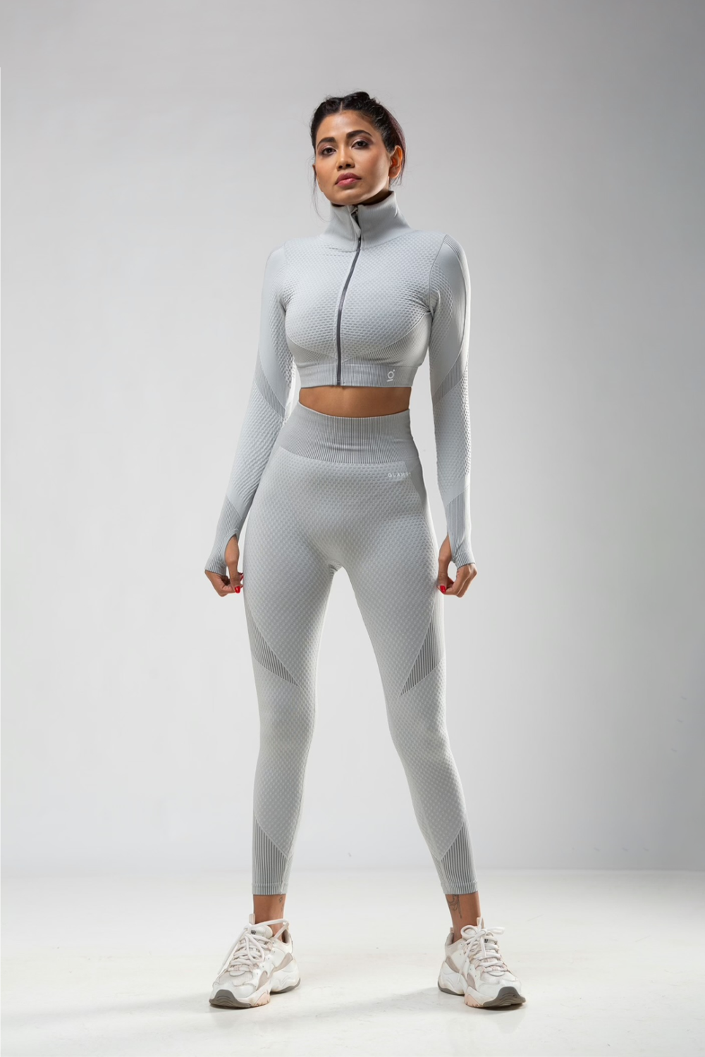 Women Seamless Workout Outfits 2pcs Sport Long Sleeve Zipper And Legging White Gray