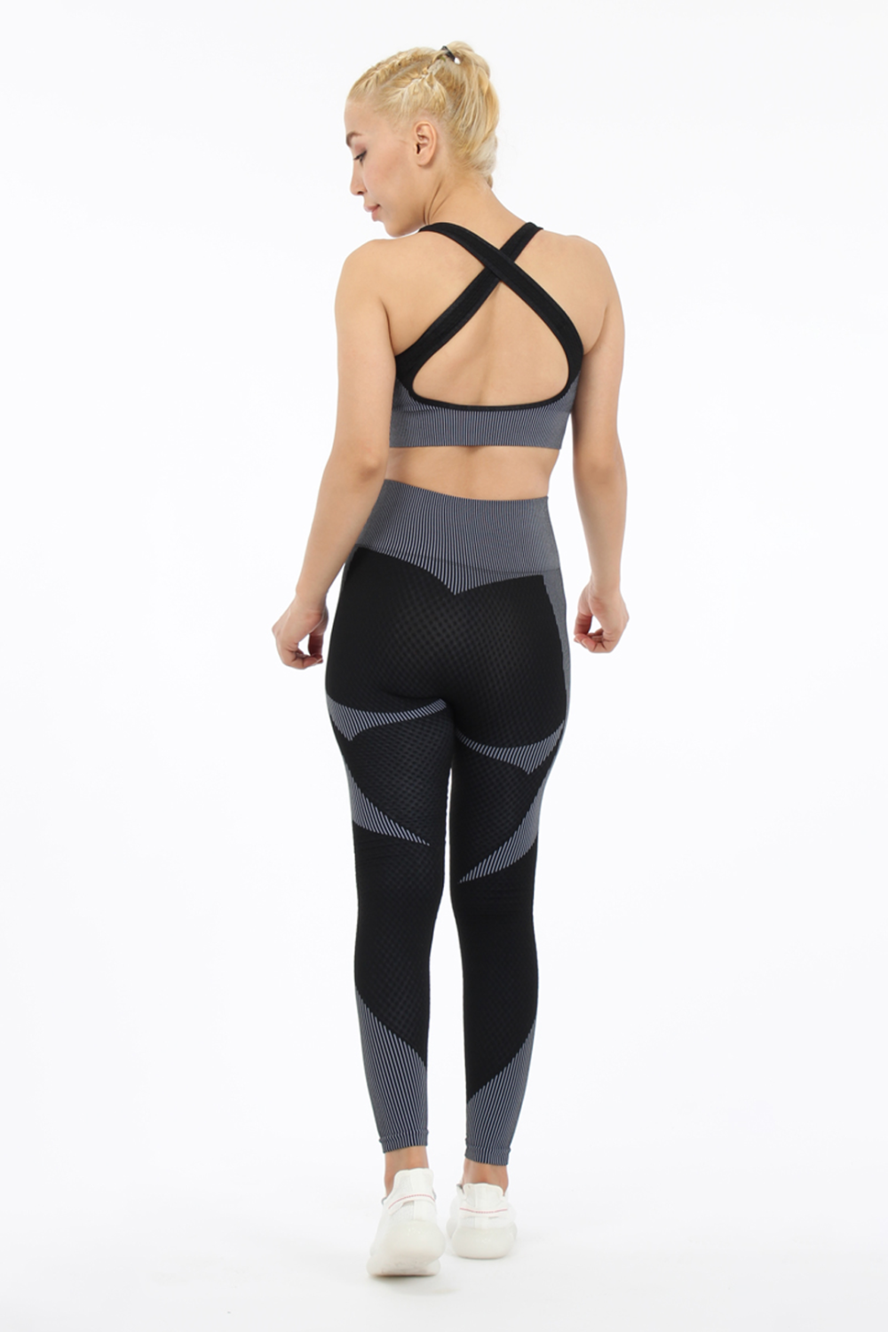 Samless Women 3pcs Yoga Sets Fitness Sport Suit Long Sleeve Zipper with Sport Bra & Leggings Pants Black & Gray