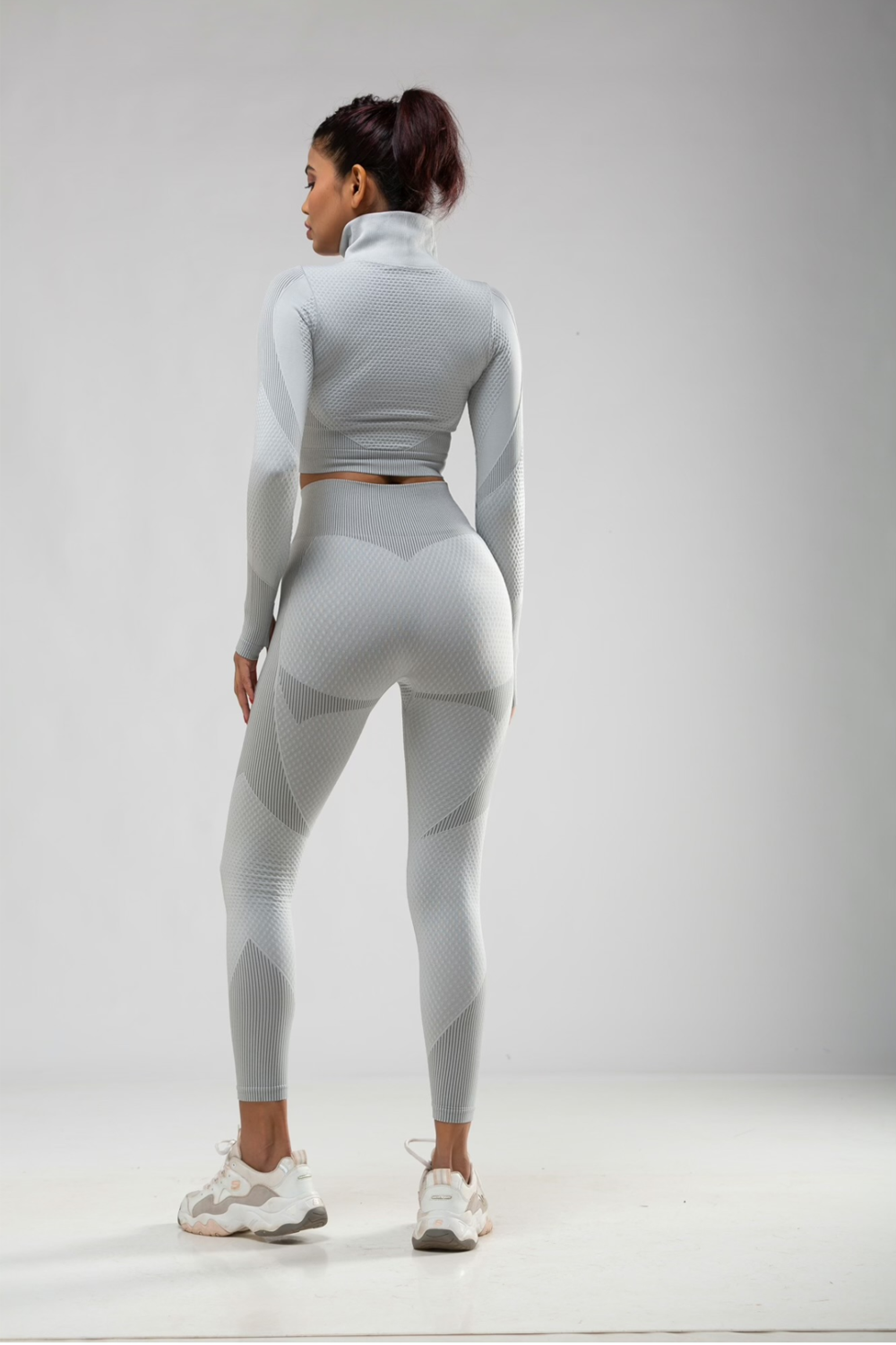 Samless Women 3pcs Yoga Sets Fitness Sport Suit Long Sleeve Zipper with Sport Bra & Leggings Pants White & Grey