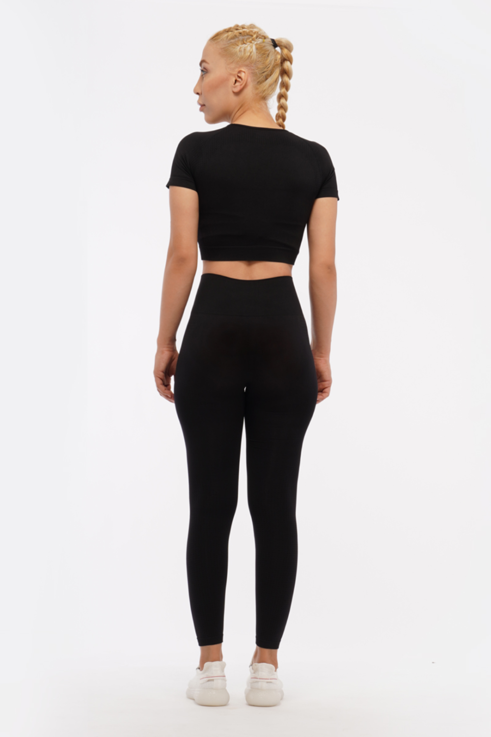 Women Seamless Workout Outfits Sport Crop Top And long Leggeing Black