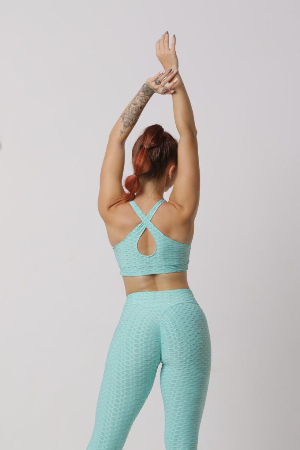 Women Soft Compression Seamless High Waist Leggings Bra and Jacket Set Light Turquoise